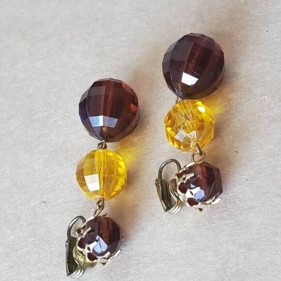 Signed Western Germany Acrylic Ball Clip-on Earrings - Picture 4 of 10